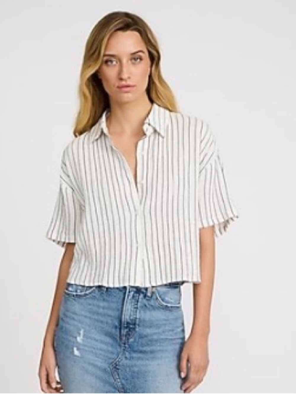 NWT Express White Button-Down Short Sleeve Striped Shirt